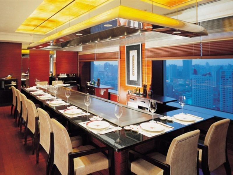 Okura Garden Hotel Шанхай Экстерьер фото